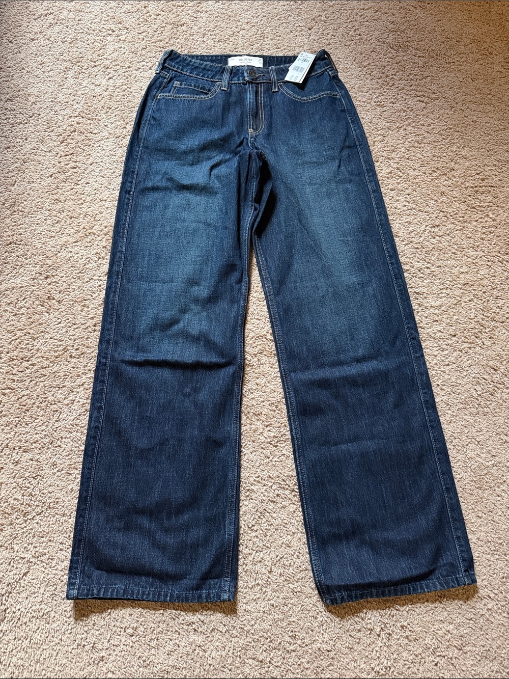 Hollister Women's Dark Blue Baggy Jeans